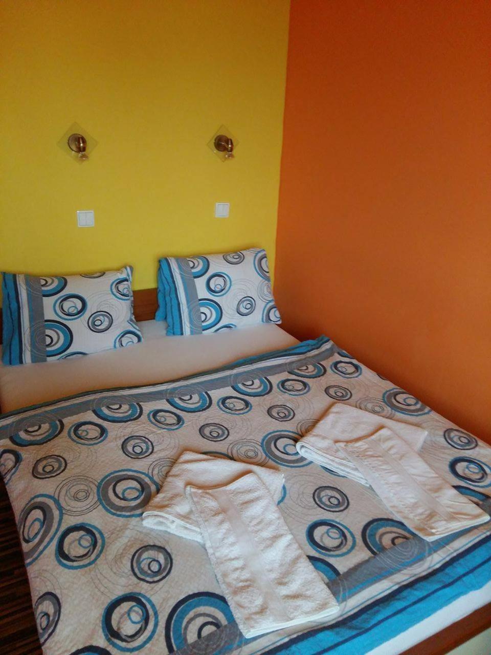 Hotel Central Sala الغرفة الصورة